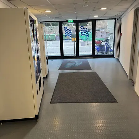 Tower Hotelturm 아파트 *